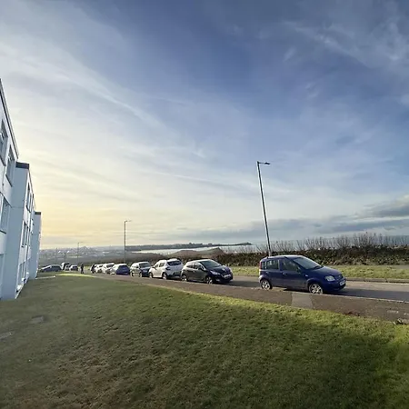 8 Coastline Holiday home