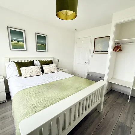 8 Coastline Newquay (Cornwall)